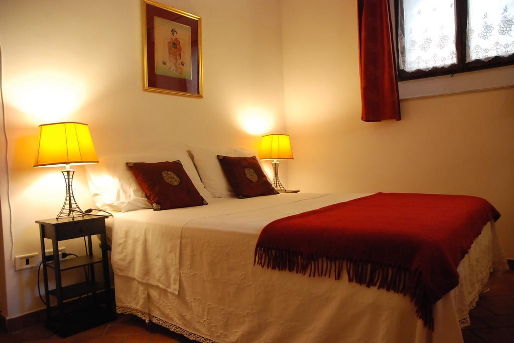 Jessy'S Rooms Roma Esterno foto